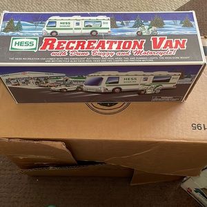 Hess recreation van with dune buggy and motorcycle